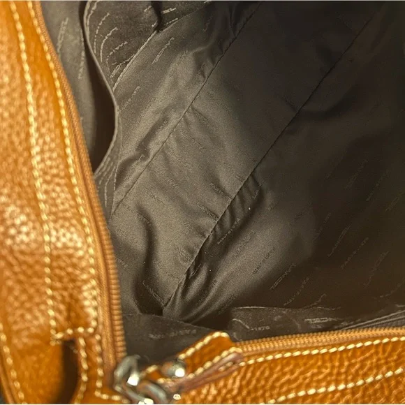 LANCEL SHOULDER BAG
BROWN SILVER
HARDWARE - Picture 4 of 14